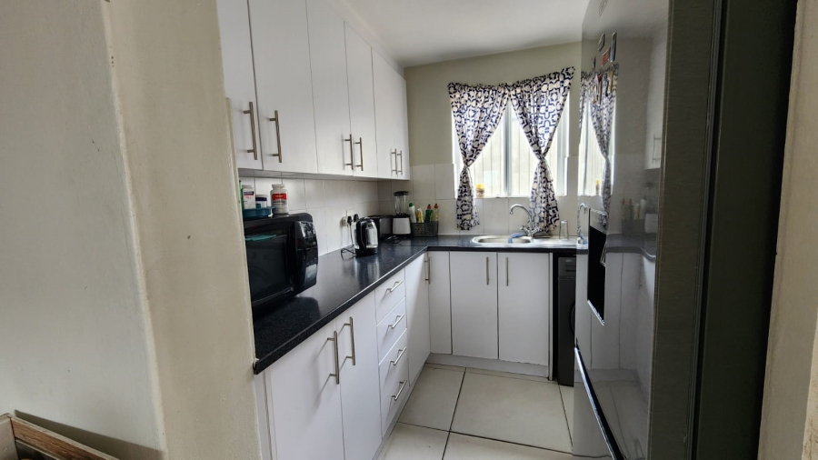 To Let 3 Bedroom Property for Rent in Parow North Western Cape